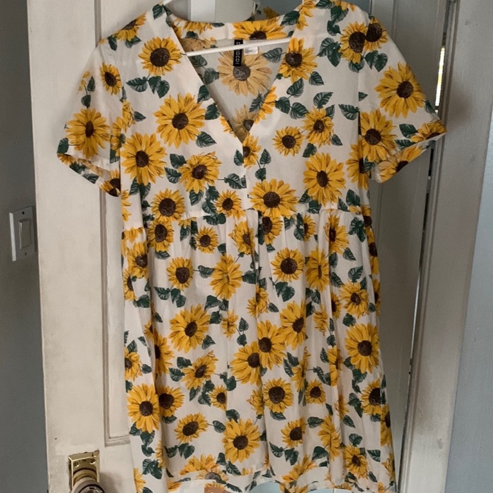 Sunflower Print V-Neck Dress